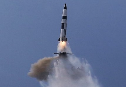 India a lansat cu succes o rachetă balistică de pe un submarin