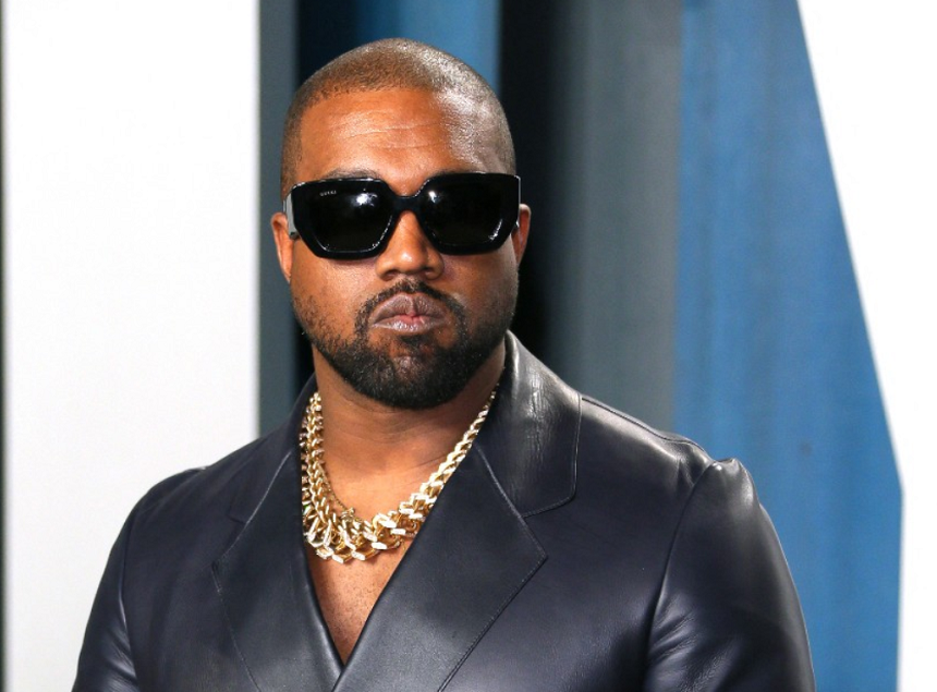 Kanye West este pe cale să cumpere reţeaua de socializare conservatoare Parler