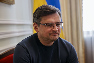 Kuleba cere Israelului ”să îşi declare susţinerea Ucrainei” şi să ofere sprijin ”în sfera apărării aeriene”