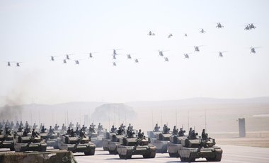Armata Chinei recrutează foşti piloţi din Forţele Aeriene Britanice pentru abilităţile lor de training şi expertiza lor 