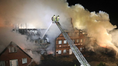 Un adăpost al refugiaţilor ucraineni, incendiat la Gross Strömkendorf, în nordul Germaniei. 15 refugiaţi şi personalul, evacuaţi la timp. Poliţia acuză o acţiune criminală 
