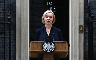Laburiştii îi cer lui Liz Truss să nu accepte indemnizaţia la care ar avea dreptul pentru poziţia de premier