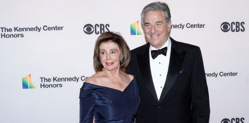 Bărbatul acuzat că l-a atacat pe soţul lui Nancy Pelosi voia "să-i rupă genunchii" acesteia. Ce acuzaţii i se aduc individului