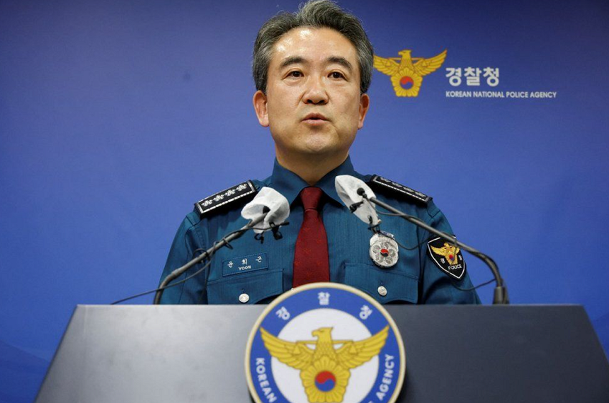 Şeful poliţiei sud-coreene Yoon Hee-keun recunoaşte că răspunsul forţelor de ordine a fost ”insuficient” la busculada sângeroasă din Seul, al cărei bilanţ a crescut la 156 de morţi. Pliţia a desfăşurat doar 137 de agenţi şi nu a luat măsuri de controlul mulţimii