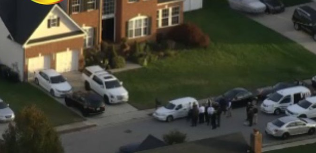 SUA - Cinci oameni au fost găsiţi morţi într-o casă din Maryland, după un schimb de focuri de armă 