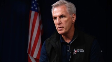 Preşedintele Biden s-ar putea confrunta cu o procedură de impeachment, dacă republicanii preiau controlul Camerei Reprezentanţilor