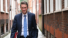 Ministrul britanic de stat fără portofoliu Gavin Williamson, un fost ministru al Apărării şi whip, demisionează în urma unei serii de dezvăluiri şi acuzaţii de comportament ”imoral”