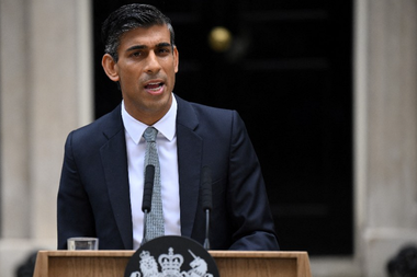 Rishi Sunak şi Volodimir Zelenski au convenit ”să acţioneze cu prudenţă până când drapelul ucrainean va fi arborat” deasupra oraşul Herson, anunţă Downing Street