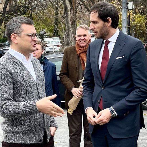 Ministrul olandez de Externe Wopke Hoekstra, nevoit să se adăpostească într-un buncăr din Kiev