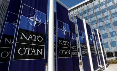 Articolul 4 din Tratatul NATO acoperă scenariul în care un stat membru se simte ameninţat de o altă ţară sau de o organizaţie teroristă / Nu înseamnă că vor exista presiuni directe pentru a acţiona / Articolul, invocat de mai multe ori de-a lungul anilor  