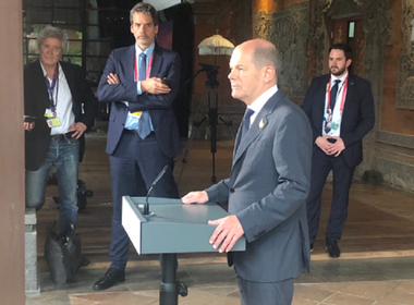 Olaf Scholz avertizează, la summitul G20, împotriva oricărei ”concluzii pripite” într-un ”caz atât de grav” ca incidentul din Polonia