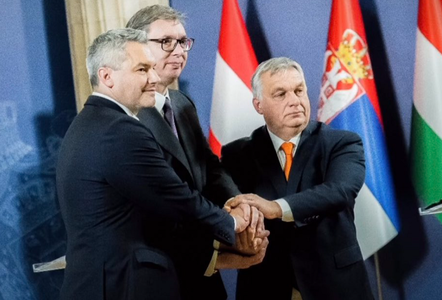 Austria, Ungaria şi Serbia se aliază, printr-un pact încheiat la Belgrad, împotriva migraţiei clandestine