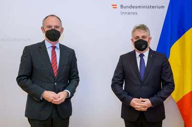 UPDATE - Ministrul austriac de Interne se opune aderării României la Schengen, considerând că este un moment nepotrivit: „Situaţia din Europa arată foarte clar că protecţia frontierelor externe a eşuat”