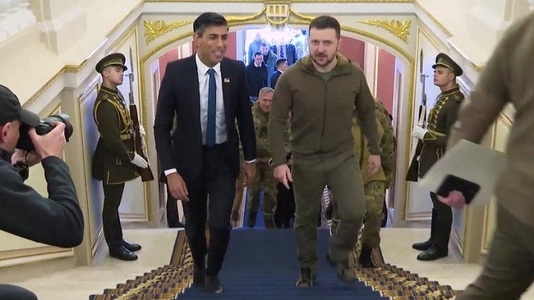 Premierul britanic Rishi Sunak s-a întâlnit cu preşedintele ucrainean Volodimir Zelenski, în prima sa vizită la Kiev de la preluarea funcţiei - FOTO, VIDEO