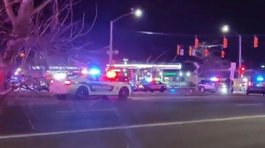 Cinci morţi şi 18 răniţi, într-un atac armat declanşat de un bărbat într-un club de noapte din Colorado Springs