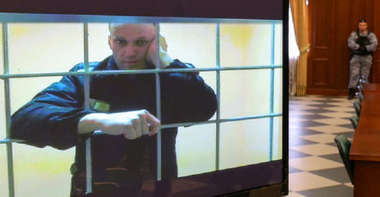 Opozantul rus Aleksei Navalnîi anunţă că dă în judecată colonia penală în care este închis pentru că nu i s-au oferit cizme de iarnă