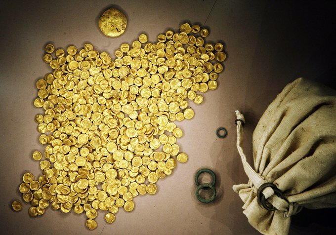 Monede de aur celtice, considerate cel mai mare tezaur de aur celtic descoperit în secolul XX, furate dintr-un muzeu german 