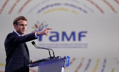 Macron anunţă, la Salonul Primarilor, la Porte de Versailles, un ”contact direct” cu Putin, în zilele următoare”, pe tema domeniului nuclear civil şi centralei Nucleare Zaporojia, în urma unei discuţii cu directorul AIEA Rafael Grossi