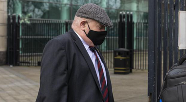 Un fost militar britanic, David Holden, găsit vinovat de uciderea lui Aidan McAnespie în 1988, în timpul ”tulburărilor”, în Irlanda de Nord, primul verdict de acest fel de la Acordul de Pace din Vinerea Mare din 1988