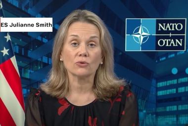 Ambasadorul SUA la NATO, întrebat în legătură cu infrastructura de transport din România şi eventuale dificultăţi în mutarea unor capabilităţi NATO: Mobilitatea militară este un element cheie pentru cooperarea dintre Uniunea Europeană şi NATO