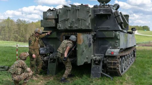 SUA iau în considerare instruirea avansată a mii de soldaţi ucraineni la o bază din Germania - CNN