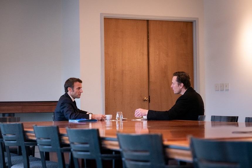 Twitter - Macron spune că a avut o „discuţie clară şi sinceră” cu Elon Musk la New Orleans 