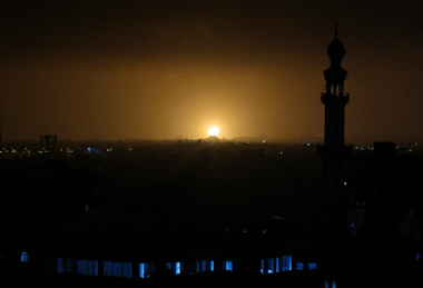 Lovituri ale armatei israeliene în Fâşia Gaza, după un tir de rachetă spre Israel