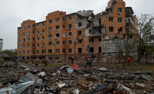 Cel puţin şase civili ucişi într-un bombardament la Doneţk, anunţă ”primarul” prorus instalat de Moscova