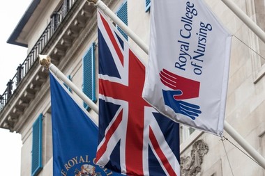 Marea Britanie - Personalul de la Ambulanţă va intra în grevă pe 21 decembrie / Vor fi afectate apelurile care nu pun viaţa în pericol / Revendicările sindicaliştilor 