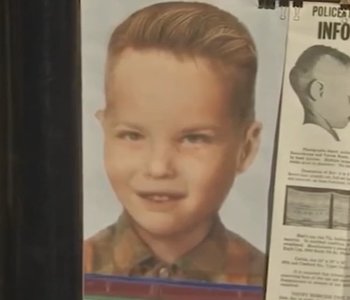 Poliţia din Philadelphia stabileşte, cu ajutorul unor probe de ADN, identitatea unui băiat găsit mort într-o cutie, în urmă cu 65 de ani 