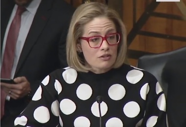 SUA: O senatoare democrată anunţă că părăseşte partidul şi va activa ca independentă