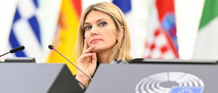 Parlamentul European îi retrage funcţia de vicepreşedintă grecoaicei Eva Kaili, în urma scandalului Qatargate