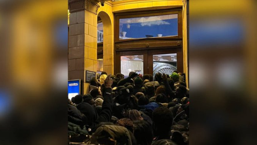 UPDATE-Patru persoane în stare ”critică”, după o busculadă la intrarea în sala de concerte O2 Academy, la Londra, anunţă Scotland Yard