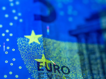 Uniunea Europeană adoptă impozitarea minimă de 15% a profiturilor multinaţionalelor, care urmează să intre în vigoare peste un an, la 31 decembrie 2023
