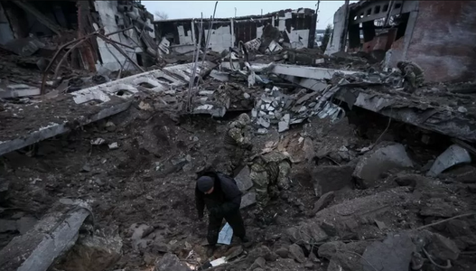 UPDATE-Explozii la Kiev, într-o ”salvă” de atacuri ruse în mai multe regiuni ale Ucrainei. Mai multe localităţi, fără curent