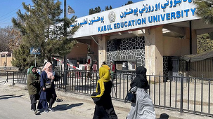 Talibanii interzic accesul fetelor la învăţământul superior