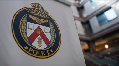 Opt adolescente au fost puse sub acuzare în Canada pentru că au înjunghiat un bărbat până la moarte