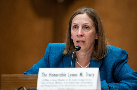 Senatul american confirmă nominalizarea lui Lynne Tracy în funcţia de ambasadoare a SUA în Rusia, o diplomată rusofonă de carieră, prima femeie în acest post strategic