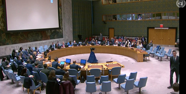 Consiliul de Securitate al ONU adoptă prima rezoluţie din istoria sa privind Myanmarul, în care cere oprirea violenţelor şi eliberarea tuturor deţinuţilor politici, inclusiv a lui Aung San Suu Kyi
