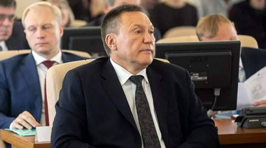 Poliţia indiană anchetează morţile suspecte ale unui deputat regional rus bogat, Pavel Antov, şi a altui rus cu care călătorea, Vladimir Bidenov, într-un hotel de lux din estul Indiei. Antov era suspectat de criticarea Războiului rus din Ucraina