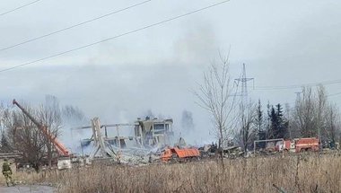 Atac ucrainean asupra oraşului ocupat Makiivka din Doneţk, unde a fost lovită o şcoală ce adăpostea miliari ruşi. Informaţiile despre victime sunt contradictorii - FOTO, VIDEO