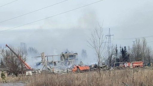 Atac ucrainean asupra oraşului ocupat Makiivka din Doneţk, unde a fost lovită o şcoală ce adăpostea miliari ruşi. Informaţiile despre victime sunt contradictorii - FOTO, VIDEO