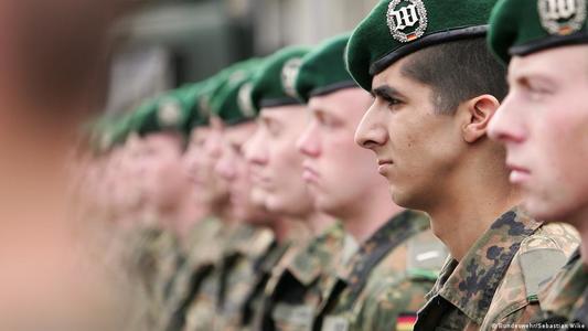Germania şi-ar putea prelungi cu un an mandatul de la conducerea Forţei de intervenţie rapidă a NATO