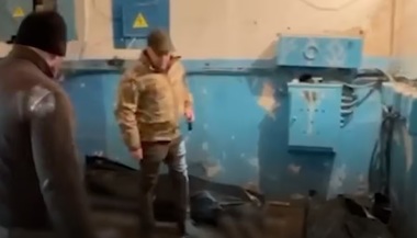 Şeful grupului de mercenari Wagner, Evgheni Prigojin, filmat într-un subsol plin de cadavre ale luptătorilor săi: „Contractele voastre s-au încheiat”