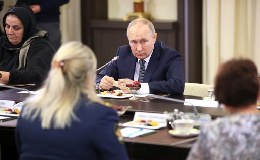 Văduvele soldaţilor ruşi "îi cer" lui Putin să ordone o mobilizare majoră pentru războiul din Ucraina