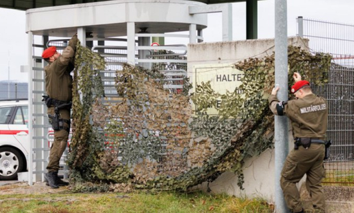 O gardă ucisă şi un militar rănit prin împuşcare la cazarma austriacă Wiener Neustadt, la sud de Viena. Cei doi bărbaţi s-au certat înainte de incidentul armat, anchetat de poliţie