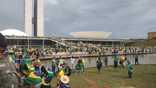 Liderii mai multor ţări condamnă ceea ce se întâmplă în Brazilia