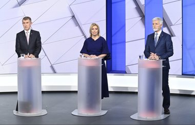 Cehia: Generalul în rezervă Petr Pavel, uşor avans în faţa fostului premier Andrej Babis, după primul tur al alegerilor prezidenţiale