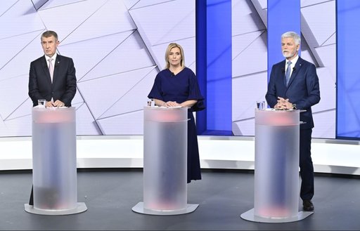 Cehia: Generalul în rezervă Petr Pavel, uşor avans în faţa fostului premier Andrej Babis, după primul tur al alegerilor prezidenţiale