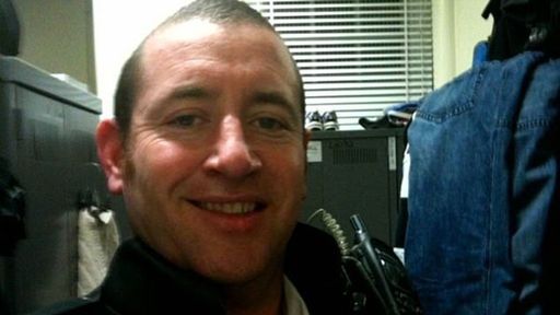 Un agent din unitatea de elită a poliţiei londoneze a recunoscut că este un violator în serie şi un prădător sexual. Are la activ zeci de atacuri, comise timp de aproape 20 de ani